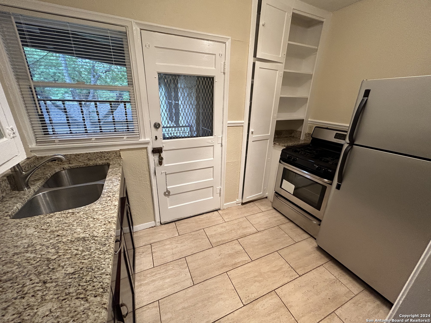 218 E Rosewood Avenue San Antonio TX 78212