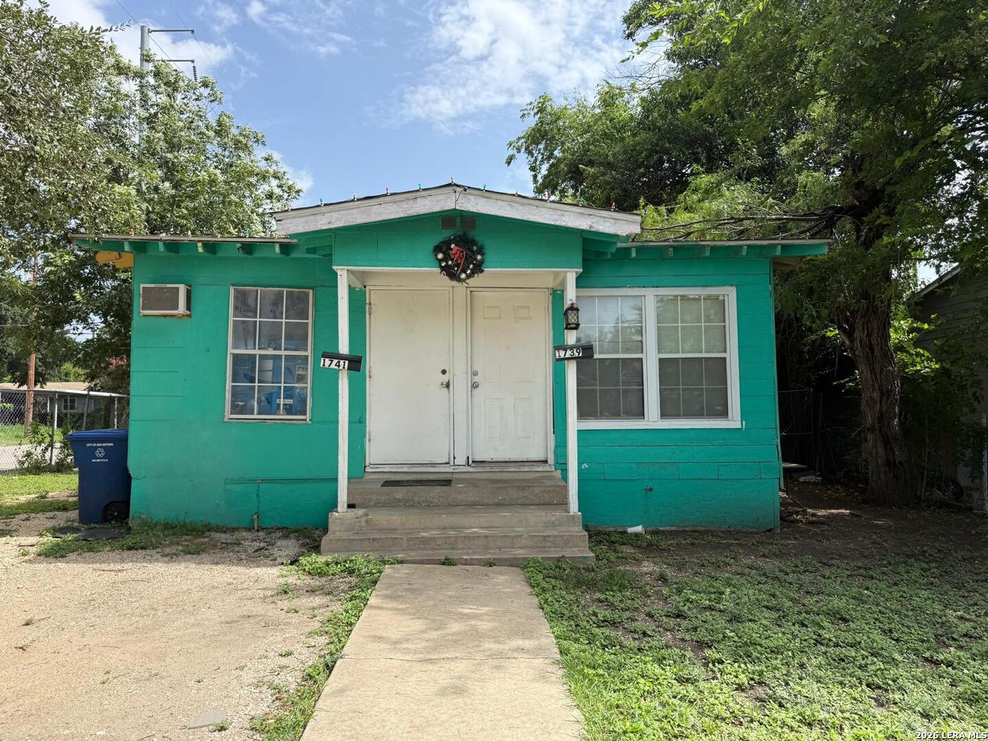 1741 Sacramento San Antonio TX 78201
