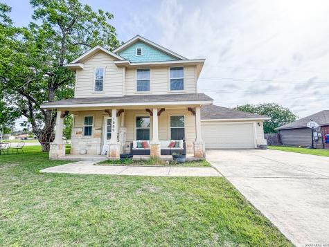 1009 Mellow Breeze New Braunfels TX 78130