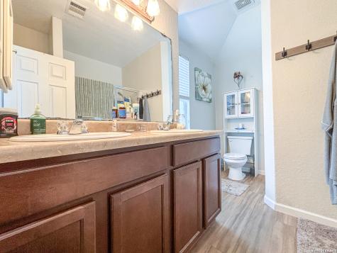 1009 Mellow Breeze New Braunfels TX 78130