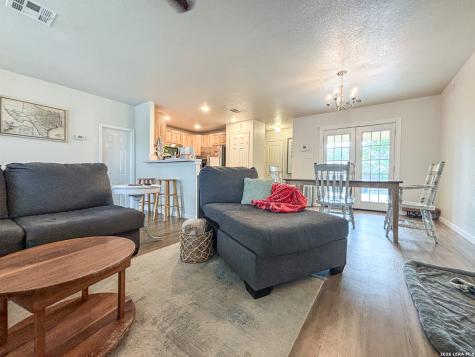 1009 Mellow Breeze New Braunfels TX 78130