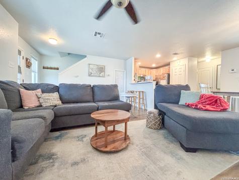 1009 Mellow Breeze New Braunfels TX 78130