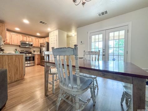 1009 Mellow Breeze New Braunfels TX 78130