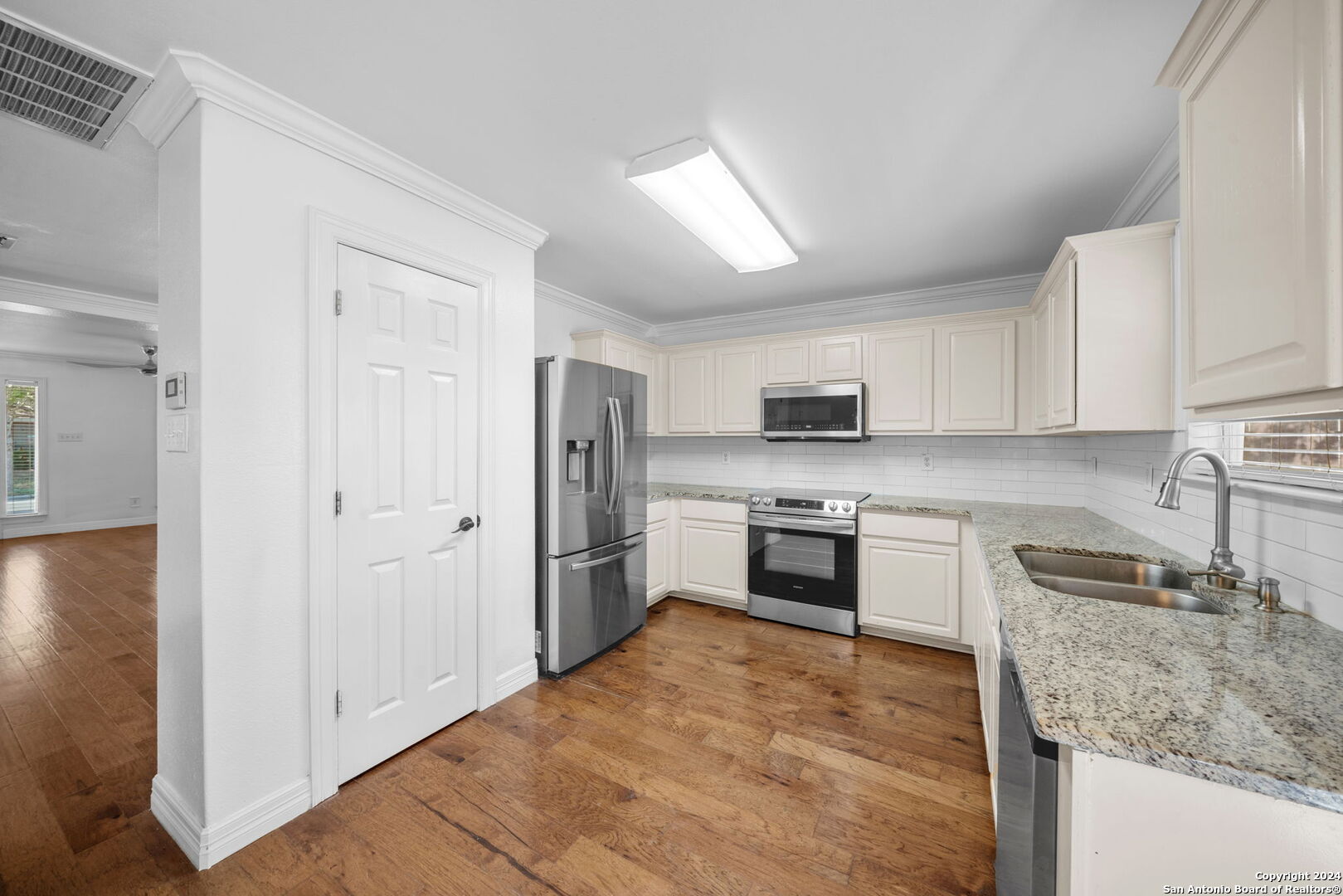 11015 Caspian Spring San Antonio TX 78254