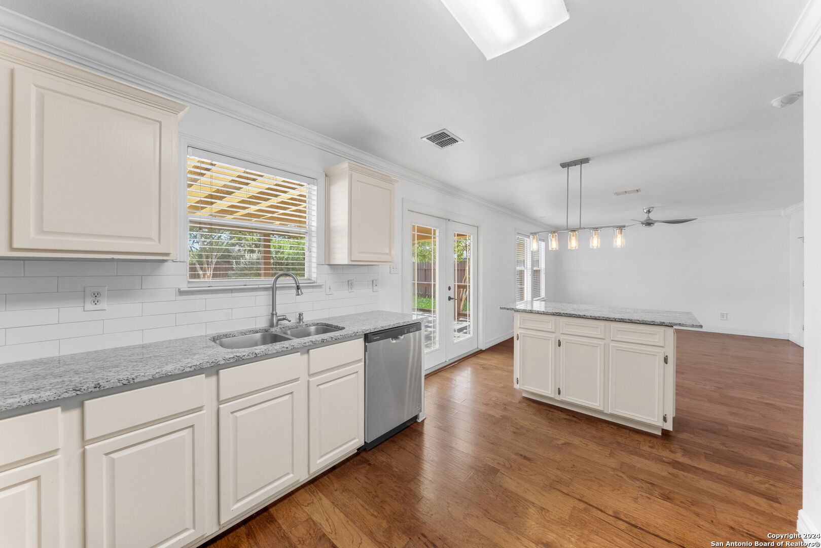 11015 Caspian Spring San Antonio TX 78254