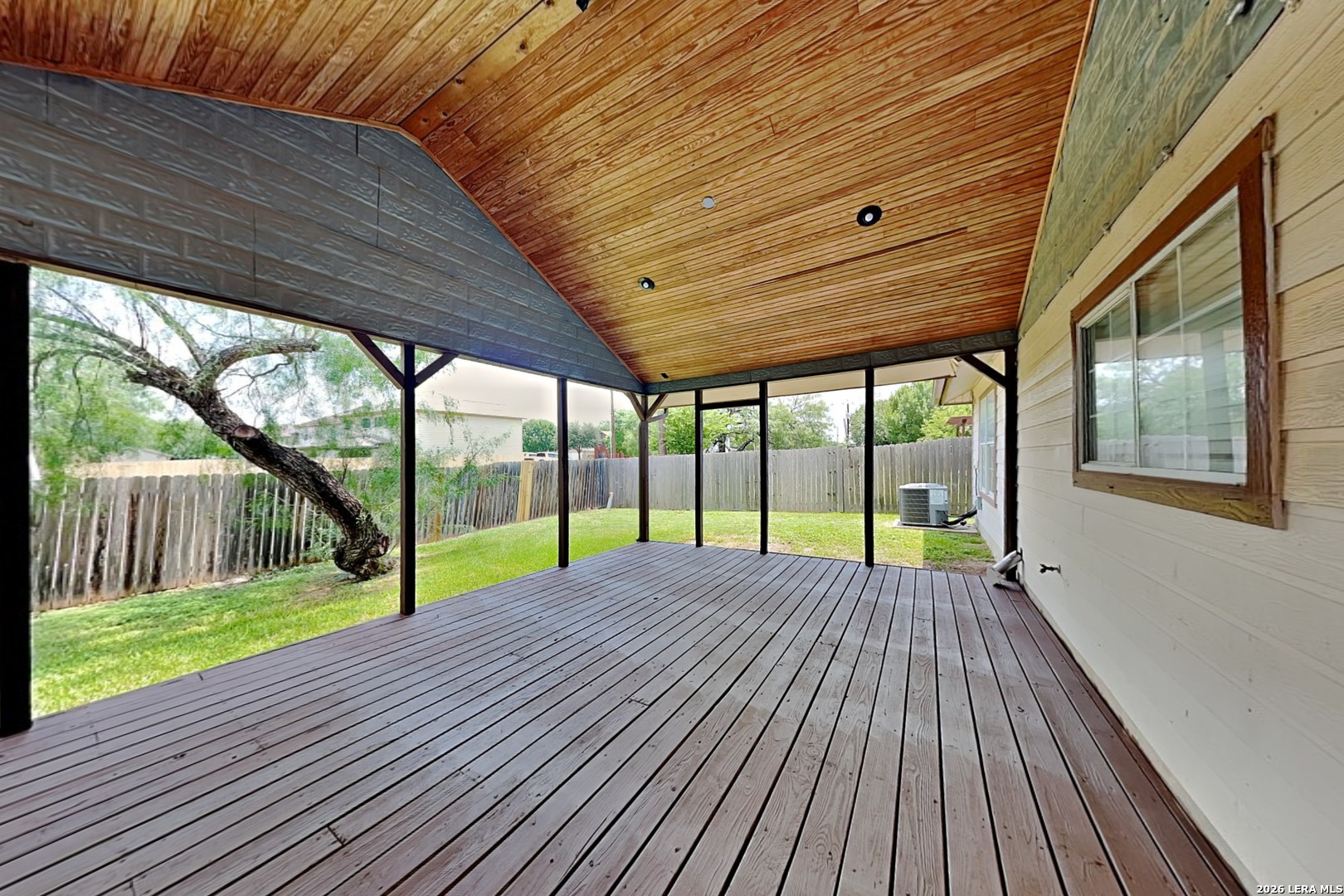 522 Tres Caminos San Antonio TX 78245