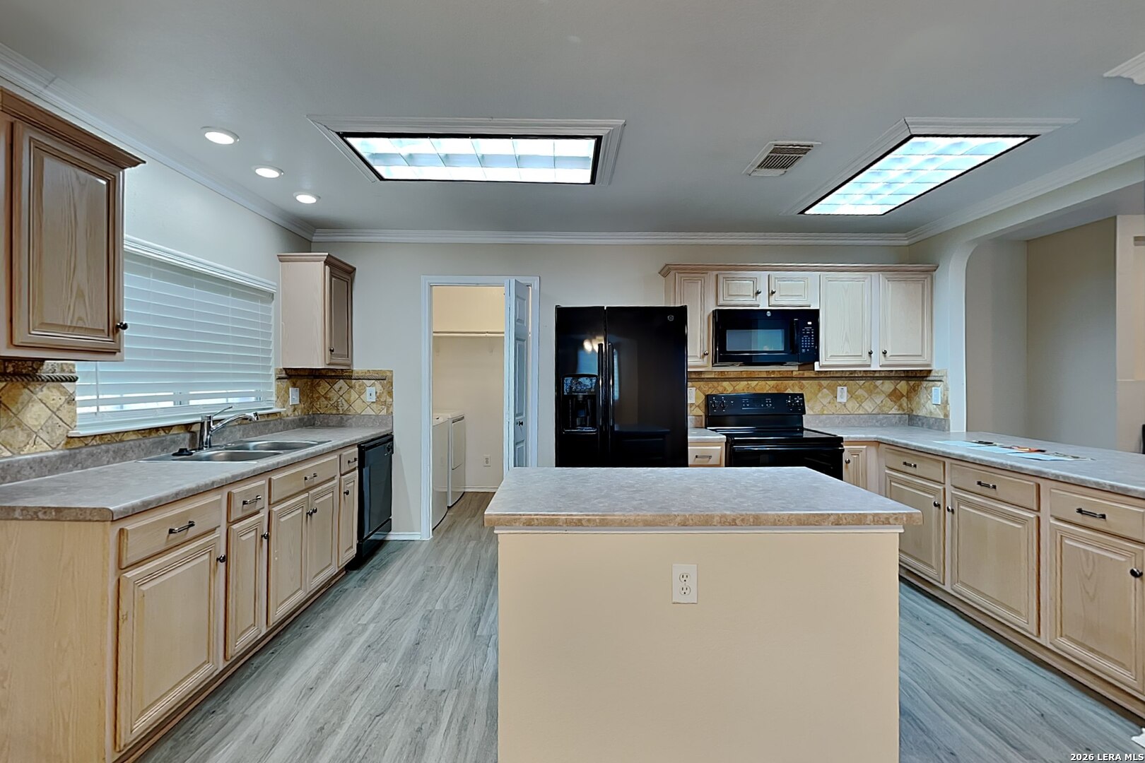 522 Tres Caminos San Antonio TX 78245