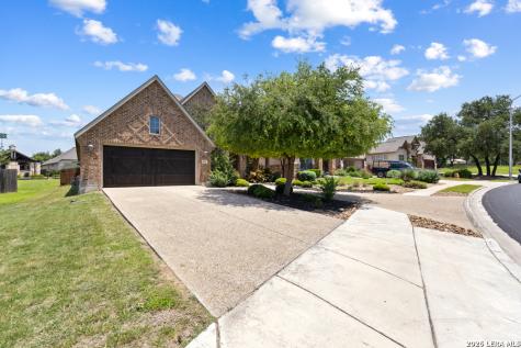 420 Mission Hill Run New Braunfels TX 78132