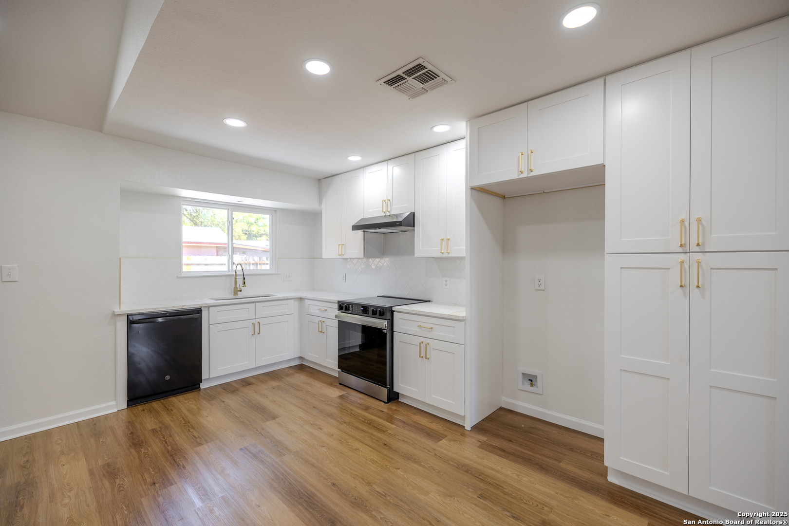 12310 Valley Forge Circle San Antonio TX 78233