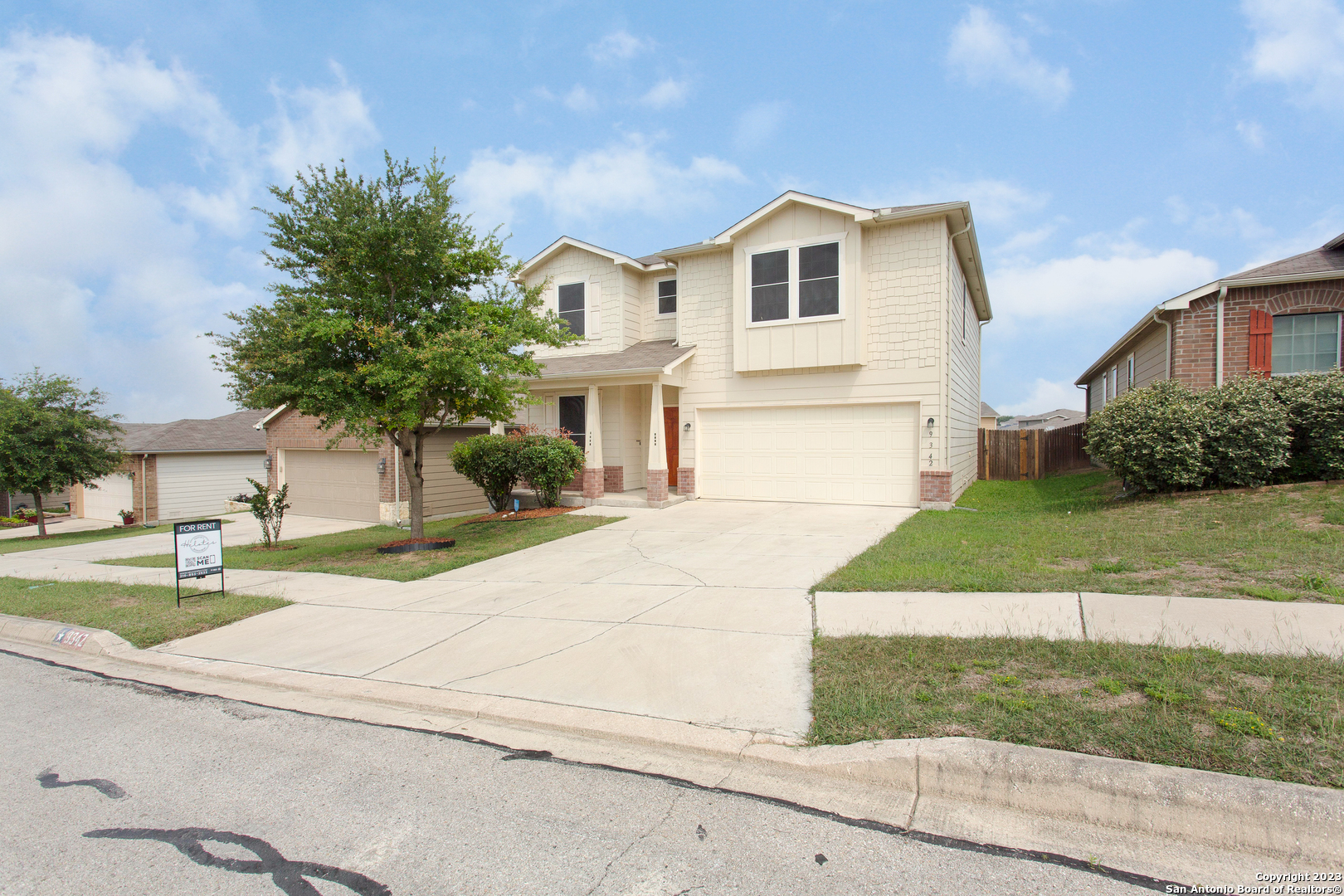 9342 Fisherman Port Converse TX 78109