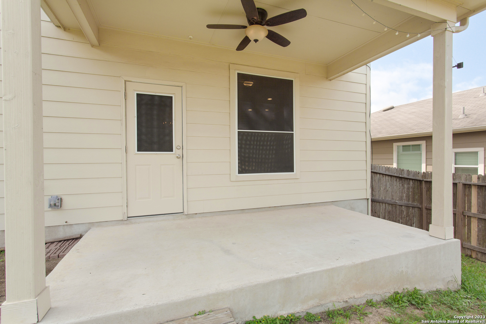 9342 Fisherman Port Converse TX 78109