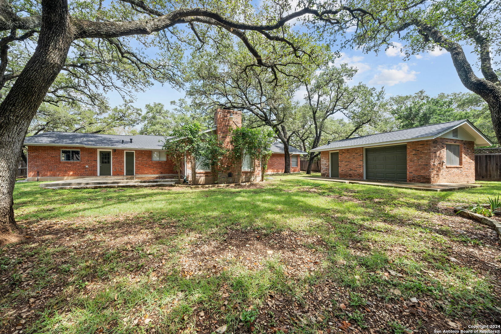 202 Donella Drive Hollywood Park TX 78232