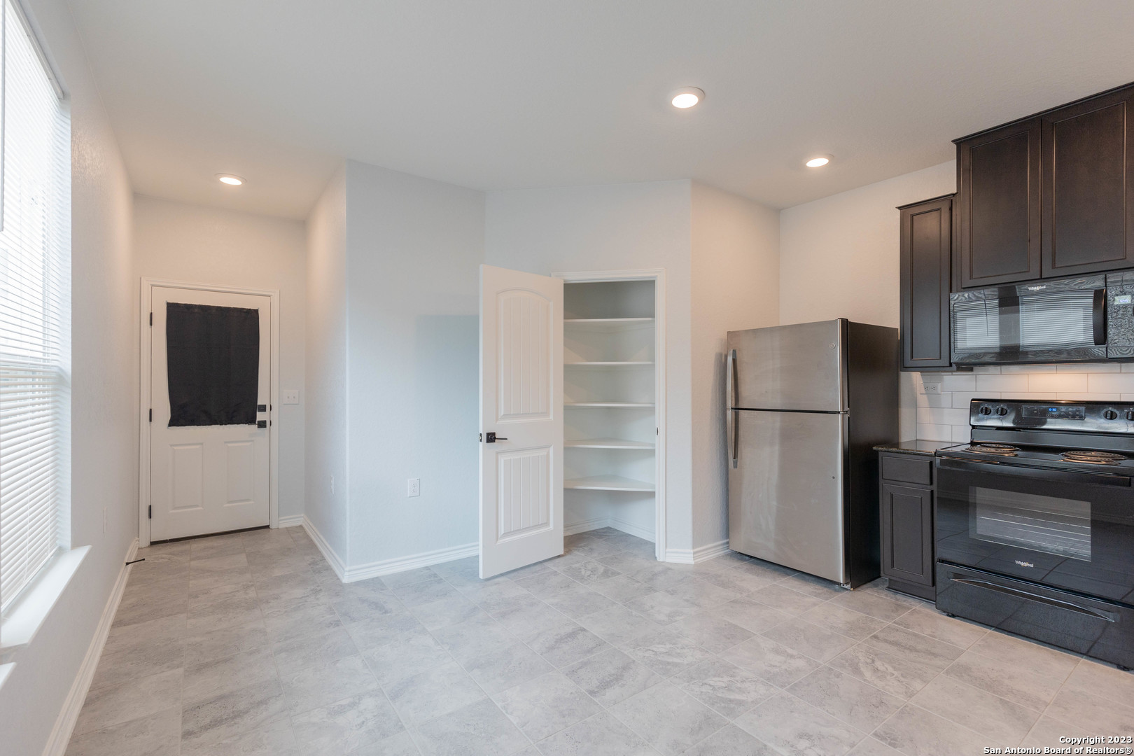 6918 Pumpkin Cove San Antonio TX 78218