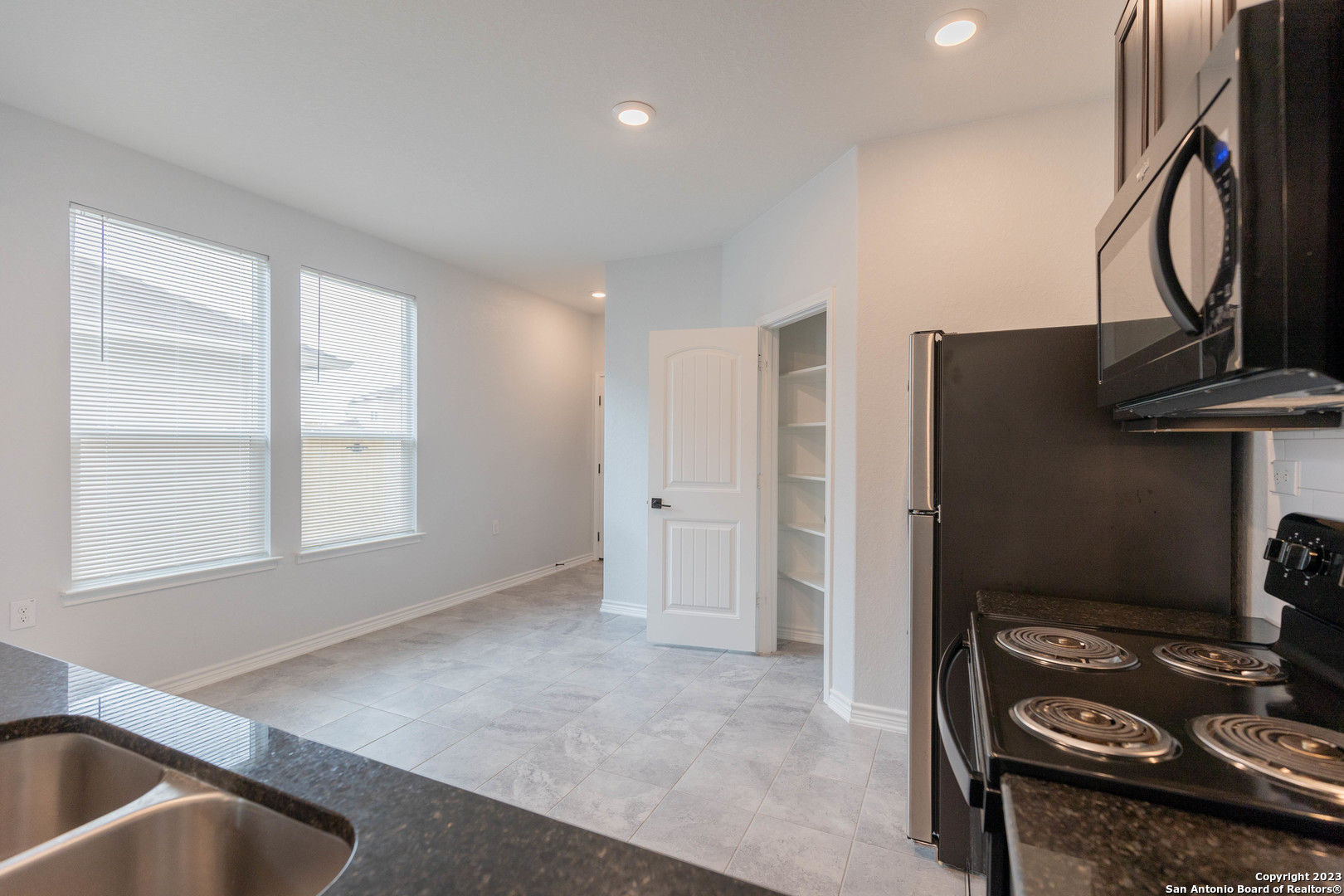 6918 Pumpkin Cove San Antonio TX 78218