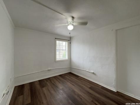 1142 W Villaret Boulevard San Antonio TX 78224