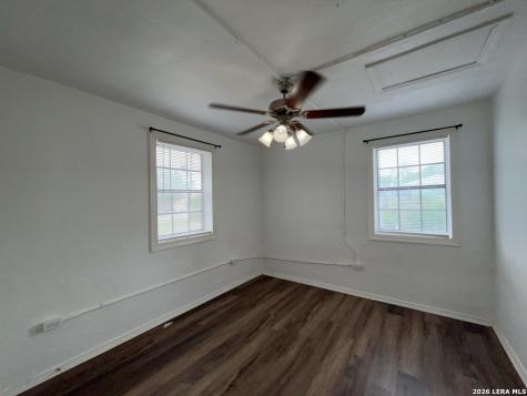1142 W Villaret Boulevard San Antonio TX 78224
