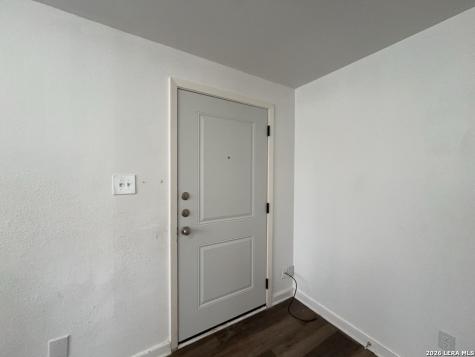 1142 W Villaret Boulevard San Antonio TX 78224