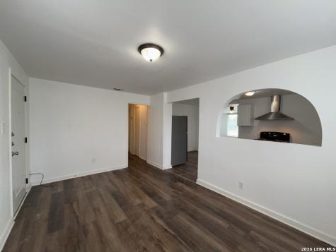 1142 W Villaret Boulevard San Antonio TX 78224
