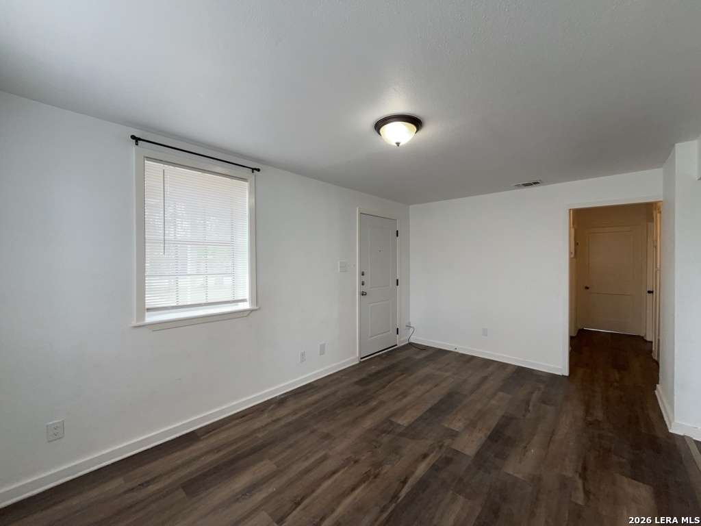 1142 W Villaret Boulevard San Antonio TX 78224