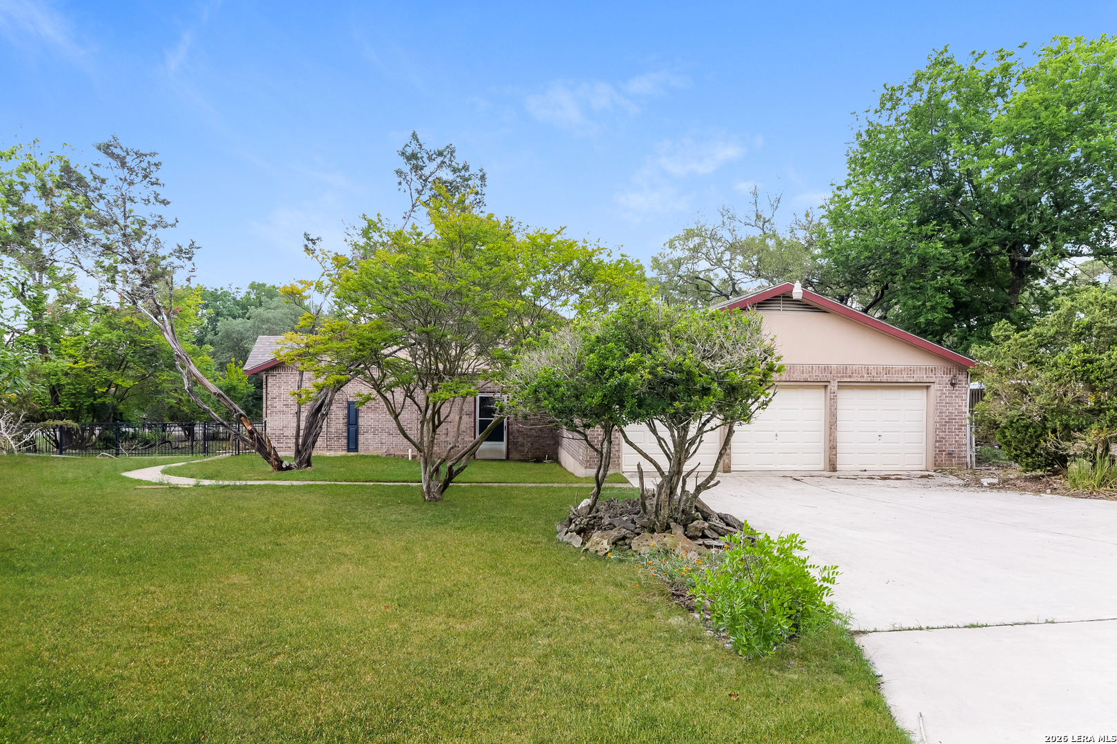 303 Mountain Echo San Antonio TX 78260