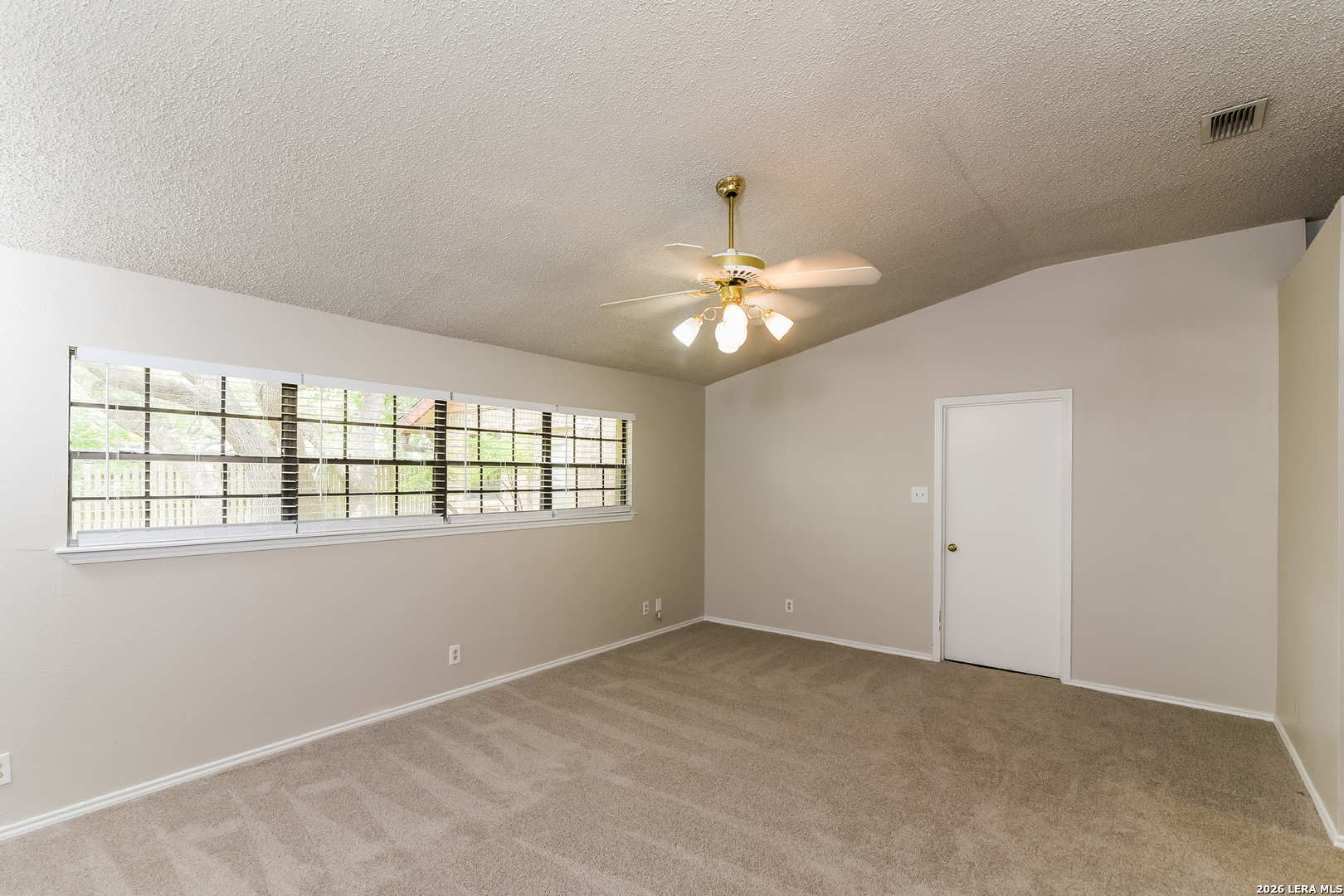 303 Mountain Echo San Antonio TX 78260