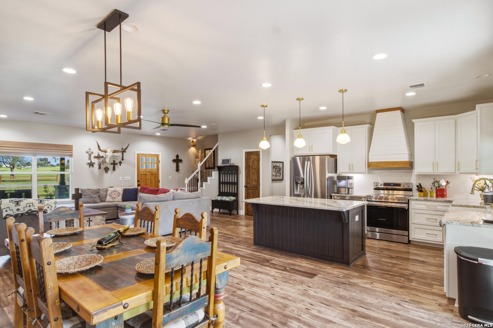 124 Creekwood Bandera TX 78003