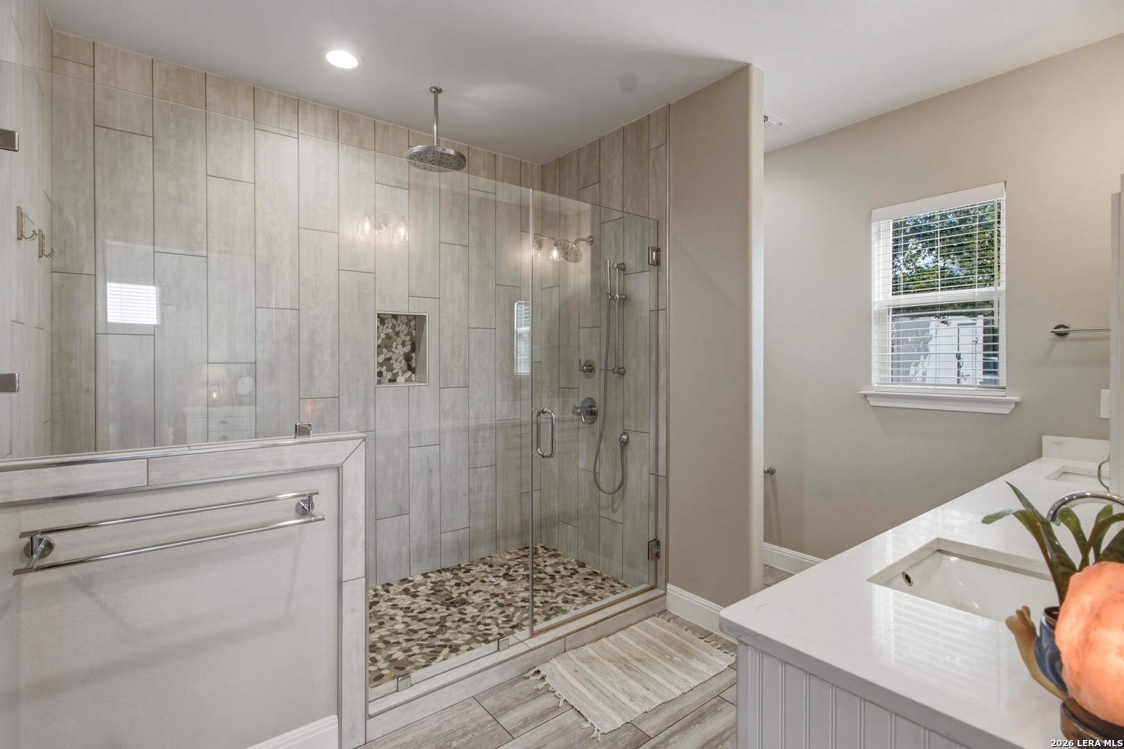 124 Creekwood Bandera TX 78003