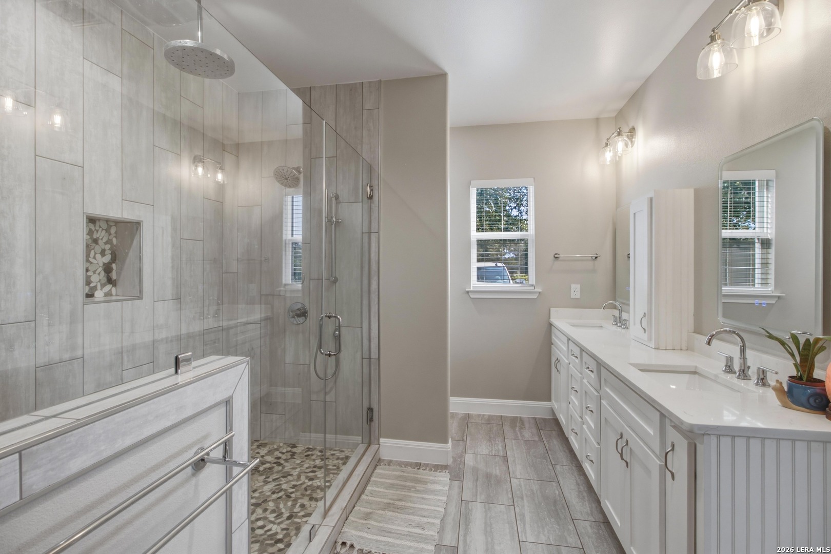 124 Creekwood Bandera TX 78003