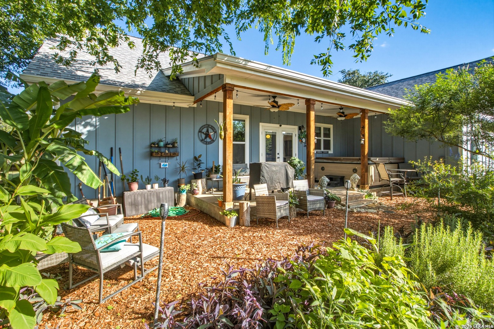 124 Creekwood Bandera TX 78003