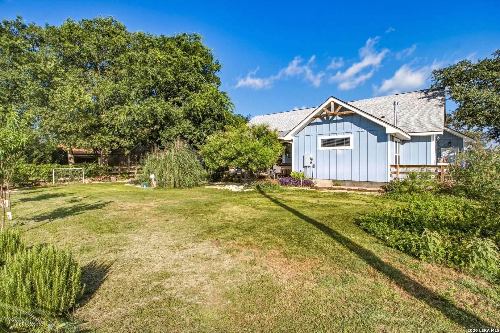 124 Creekwood Bandera TX 78003