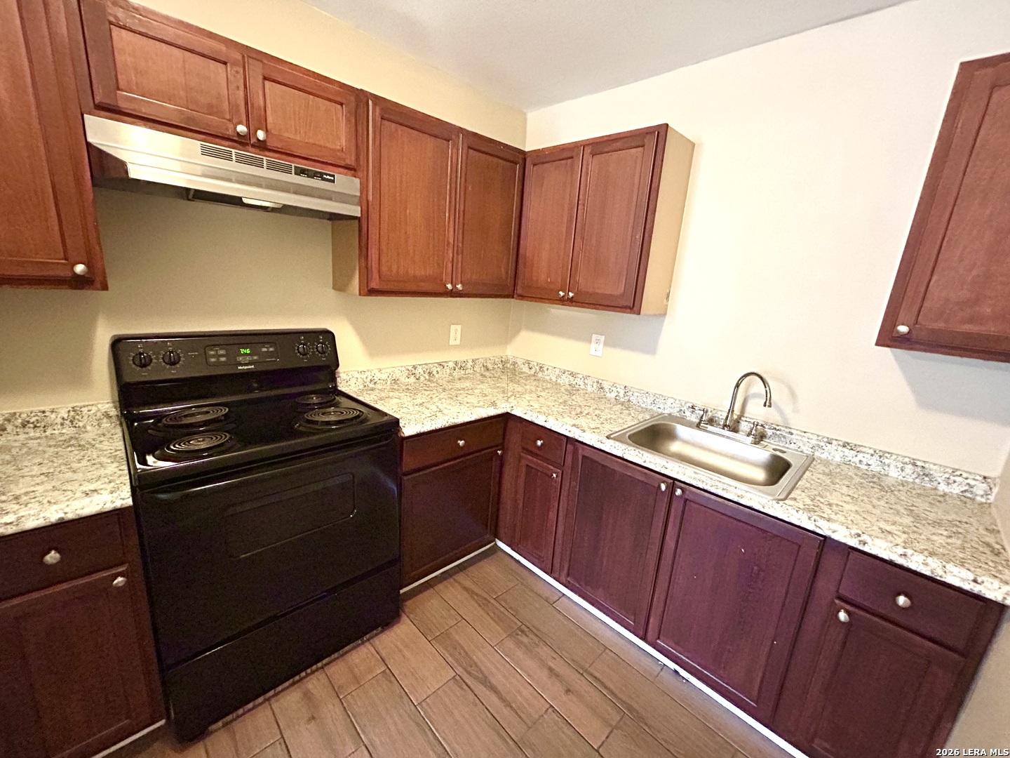 1222 Fenfield Avenue San Antonio TX 78211
