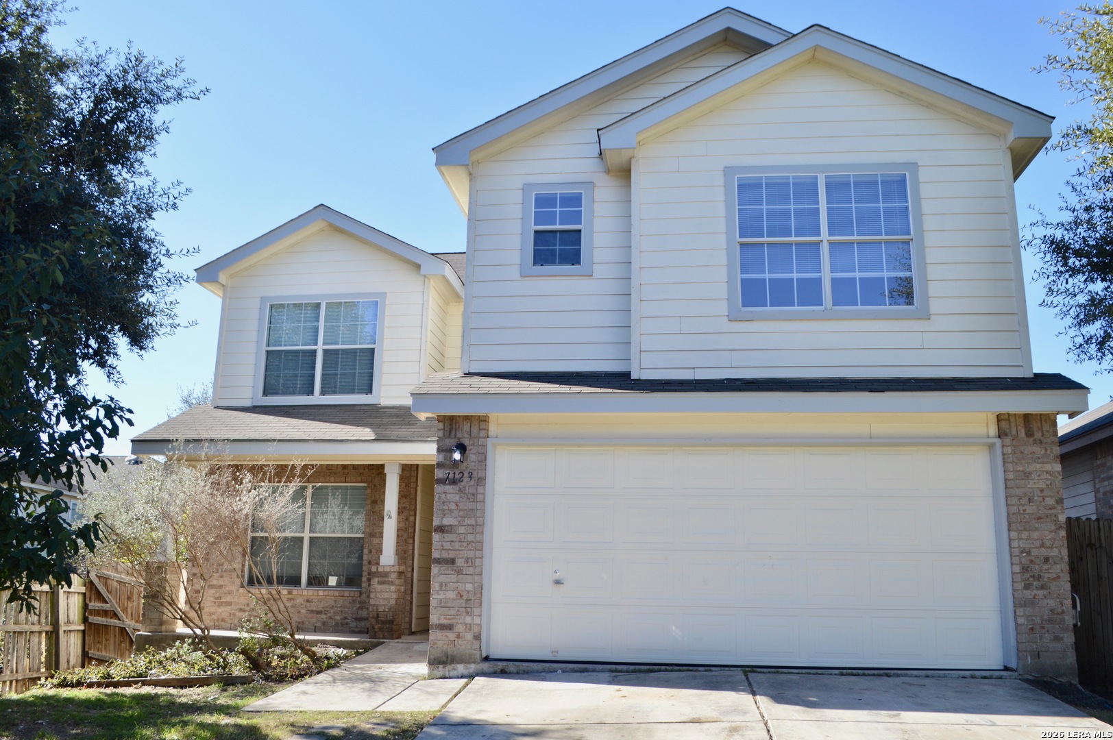7123 Hallie San Antonio TX 78227
