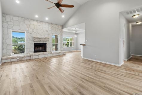 412 Shayla Lane Canyon Lake TX 78133