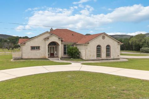 412 Shayla Lane Canyon Lake TX 78133