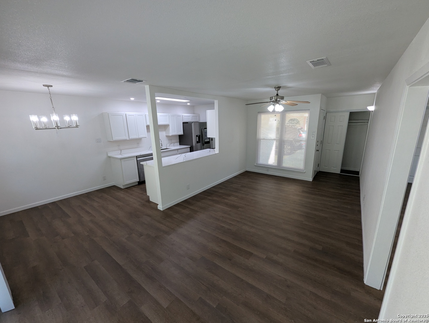 953 Serenade Drive San Antonio TX 78213