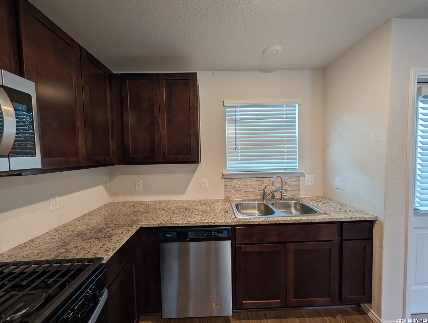 913 Andean Emerald San Antonio TX 78253