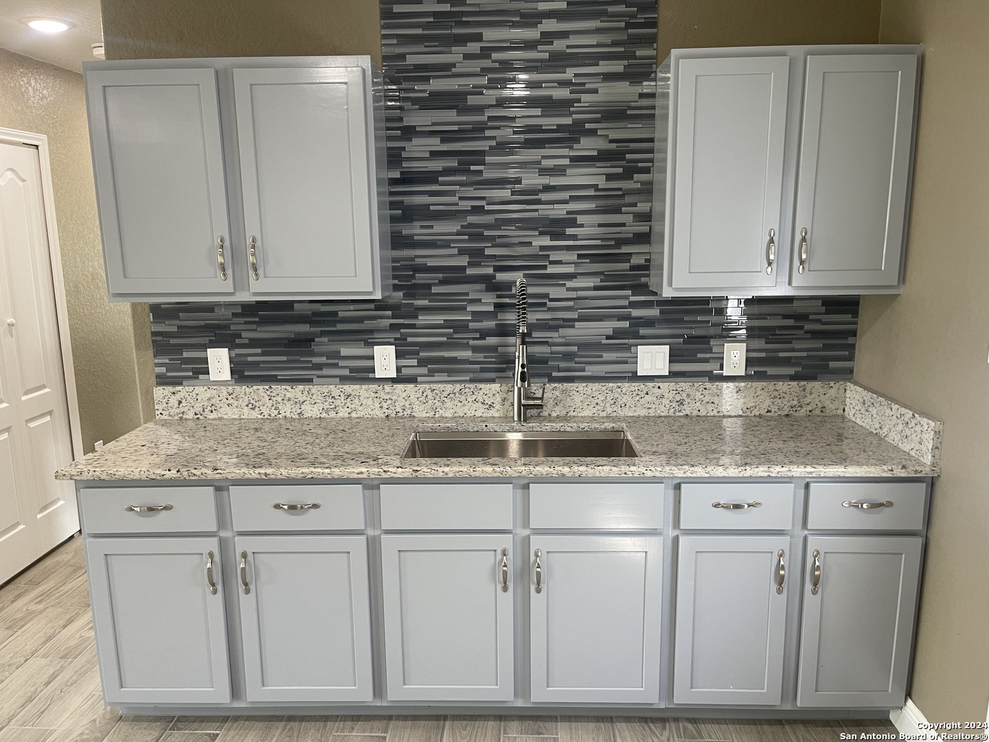 2710 Hicks Avenue San Antonio TX 78210
