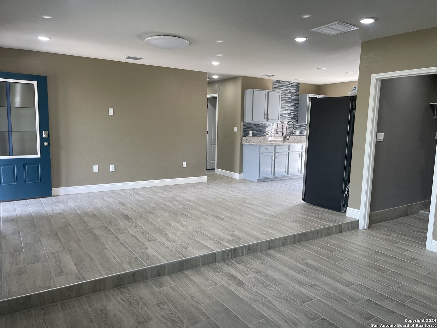2710 Hicks Avenue San Antonio TX 78210
