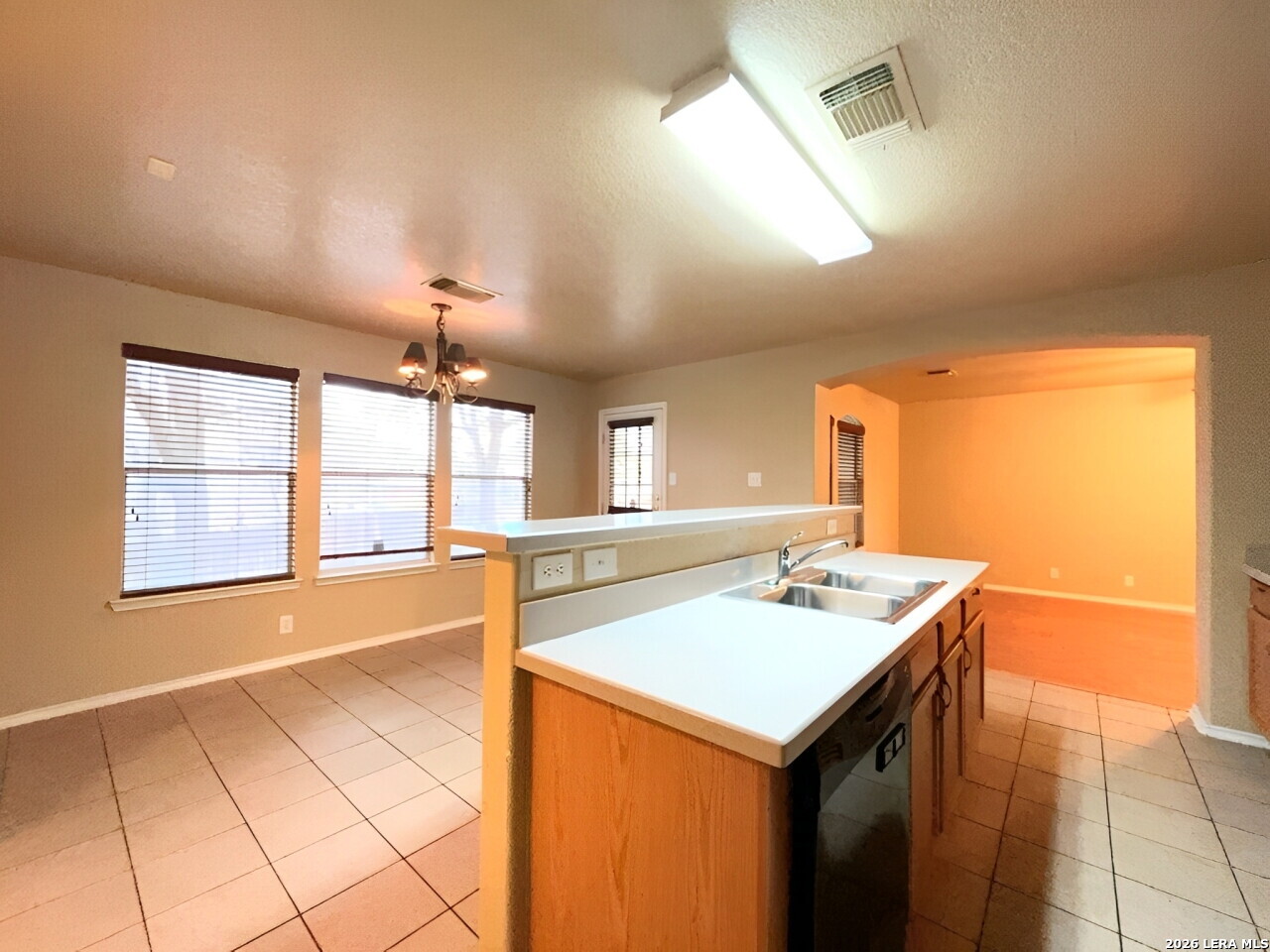 5530 Tomas Circle San Antonio TX 78240