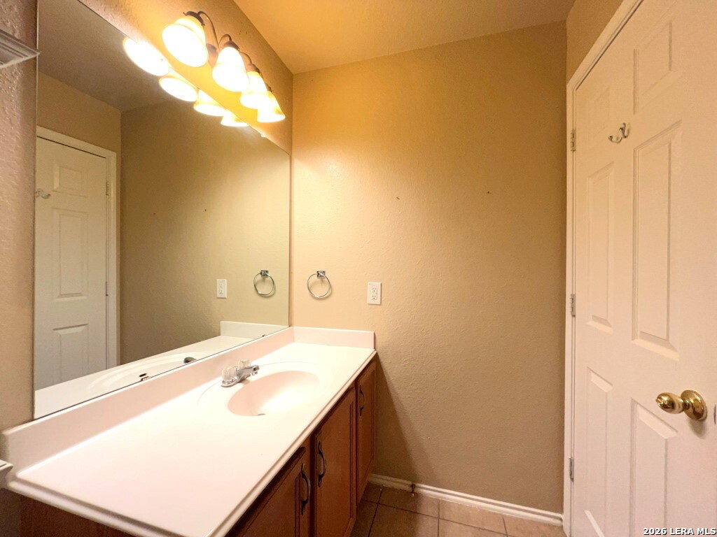 5530 Tomas Circle San Antonio TX 78240