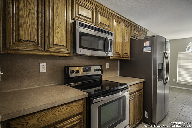 6507 Ithaca Forest San Antonio TX 78239