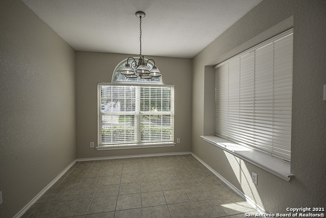6507 Ithaca Forest San Antonio TX 78239