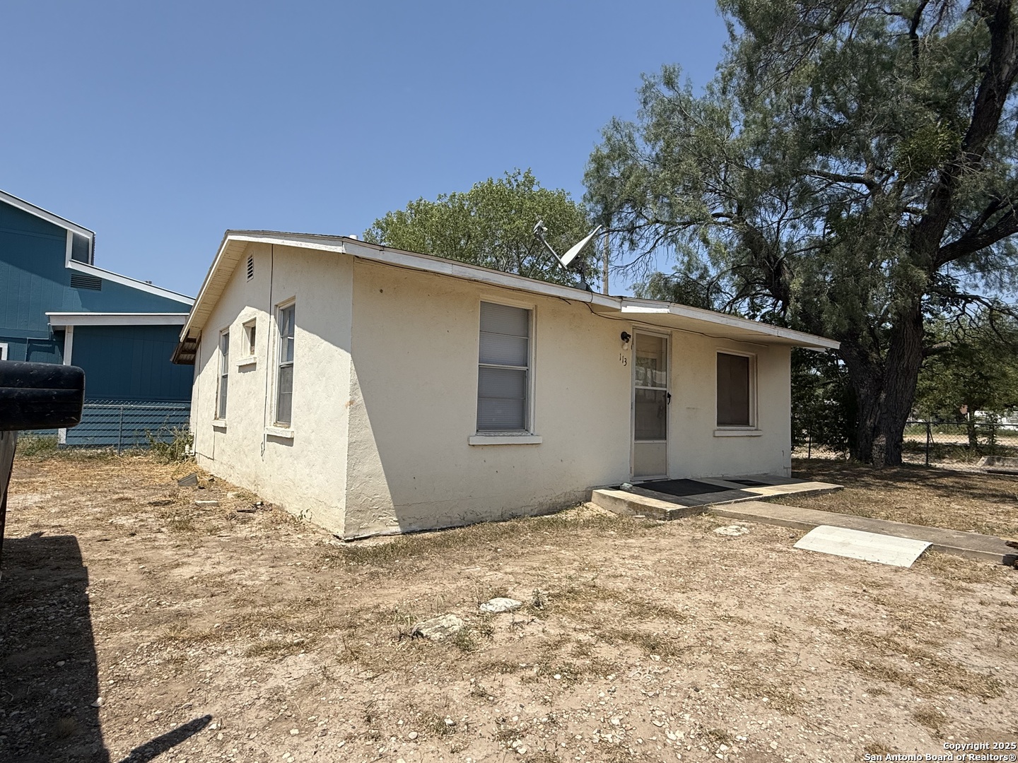113 Claudia Uvalde TX 78801