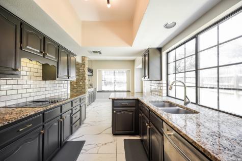 15931 Mission Ridge San Antonio TX 78232