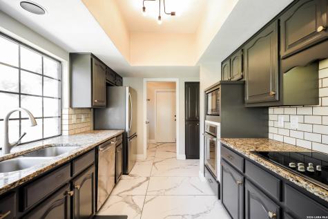 15931 Mission Ridge San Antonio TX 78232