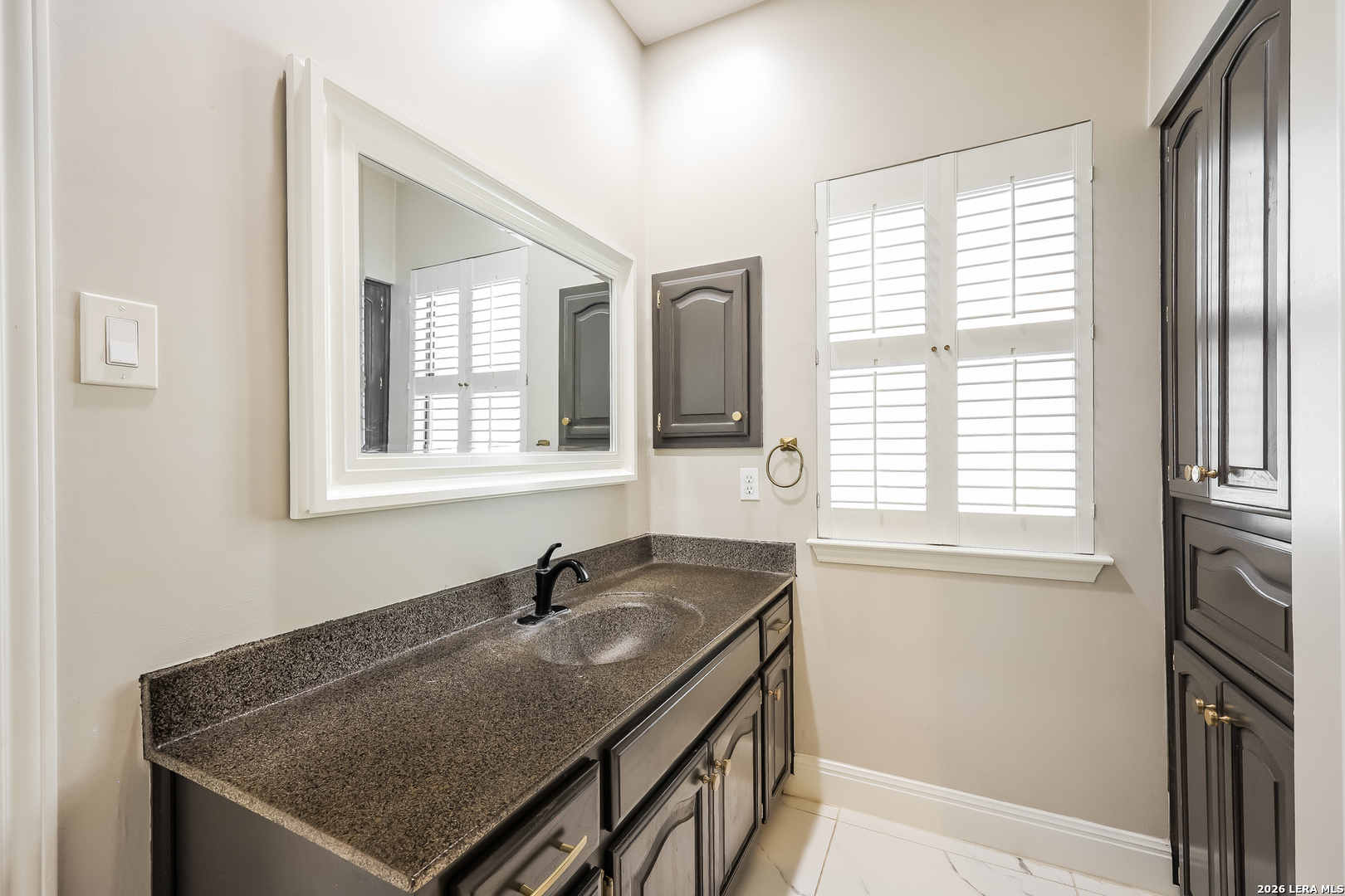 15931 Mission Ridge San Antonio TX 78232
