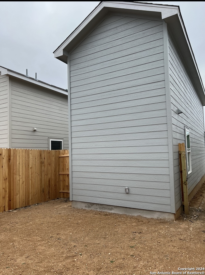7104 Elm Cove San Antonio TX 78244