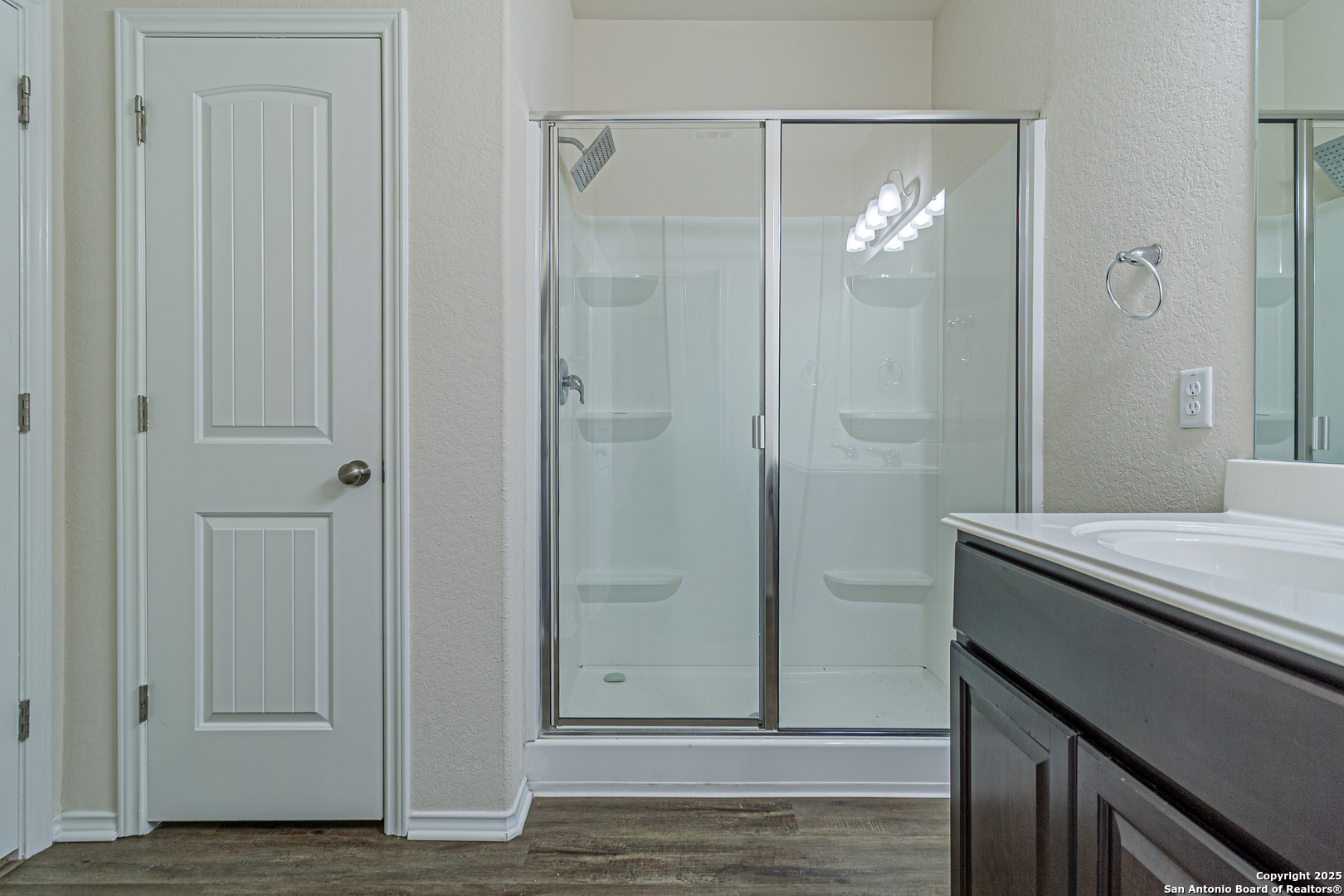 2733 Barkey Spring San Antonio TX 78245