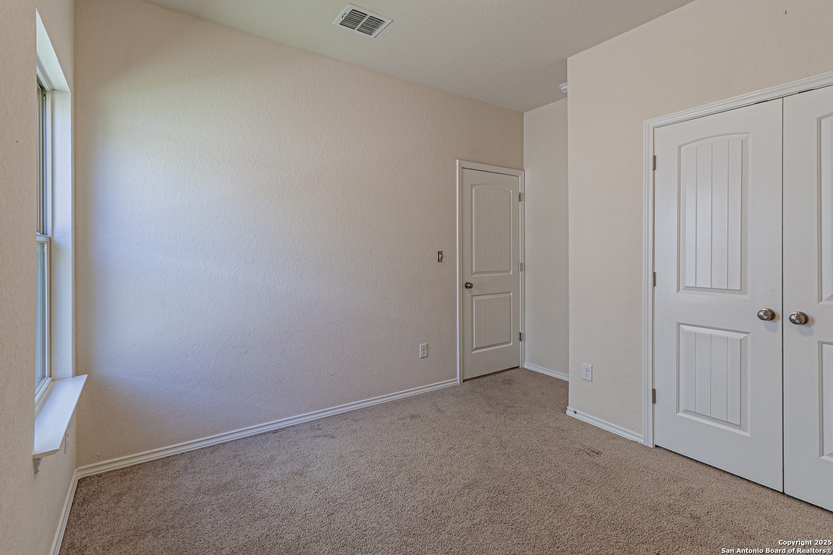 2733 Barkey Spring San Antonio TX 78245