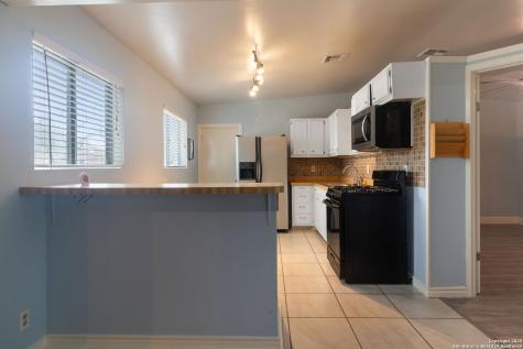 800 Brooks Avenue Schertz TX 78154